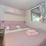 Mobile Pecten 01 בית נופש